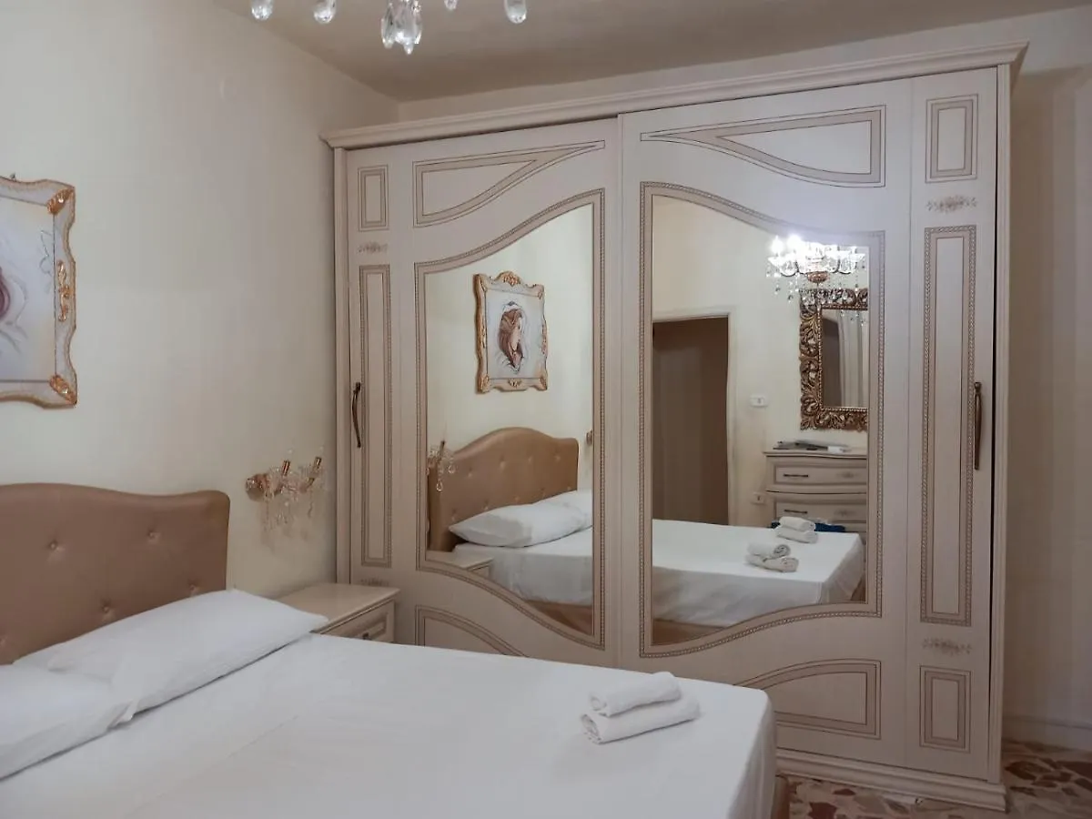 Casa Vacanze La Fulgentissima Villa Naro 0*,  Italy